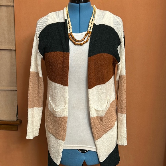 Cozy Co Color Block Cardigan Dark Green, Camel, Tan, Cream Pockets Small/Medium - Picture 3 of 8